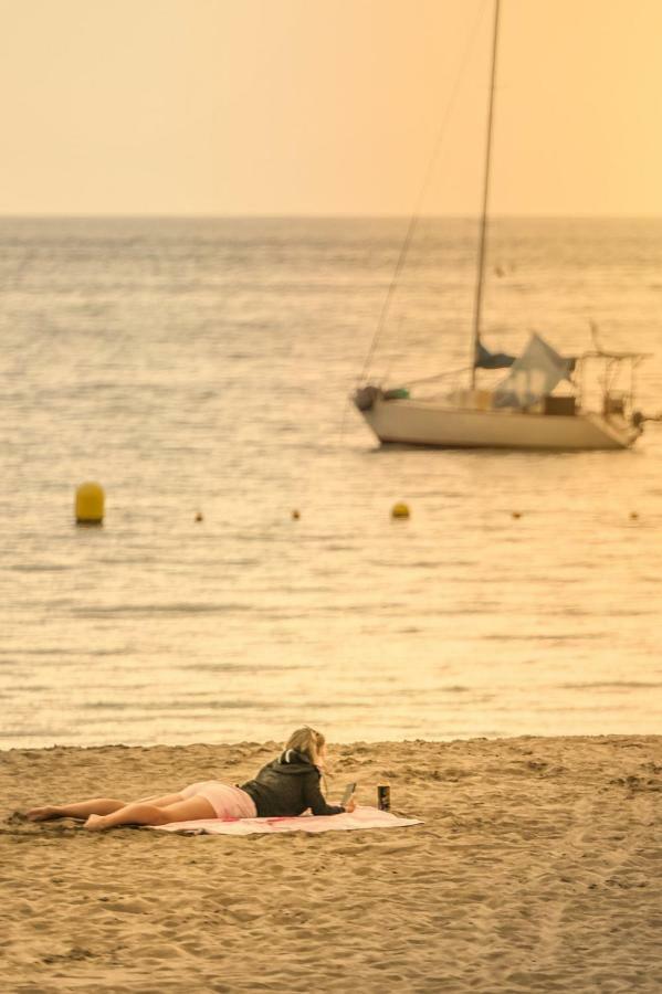 Comodoro Estudio Vista Mar Explotaciones Ravel アロナ エクステリア 写真