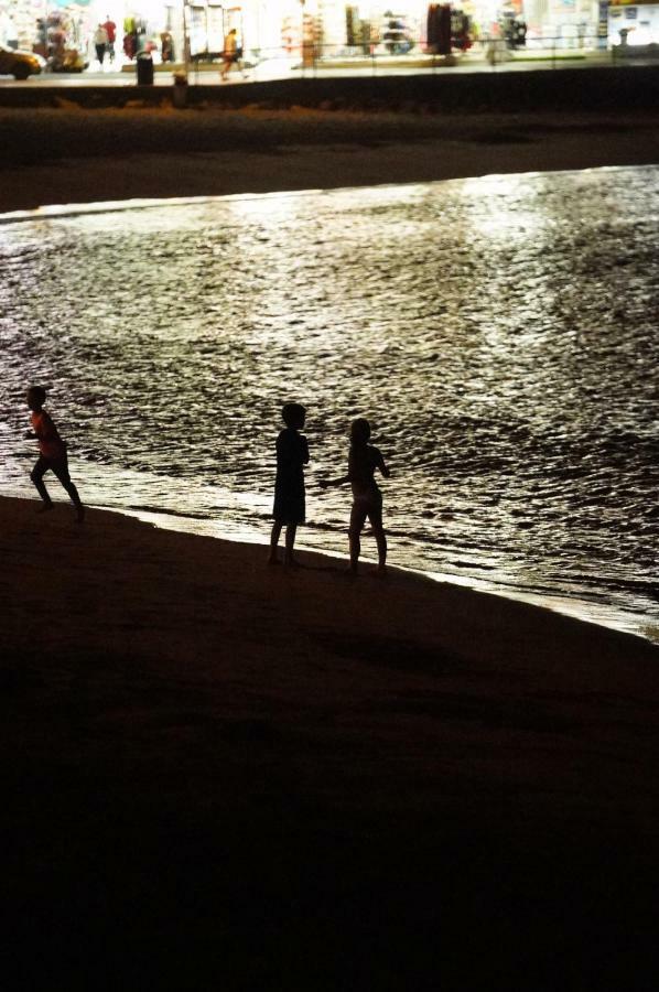 Comodoro Estudio Vista Mar Explotaciones Ravel アロナ エクステリア 写真